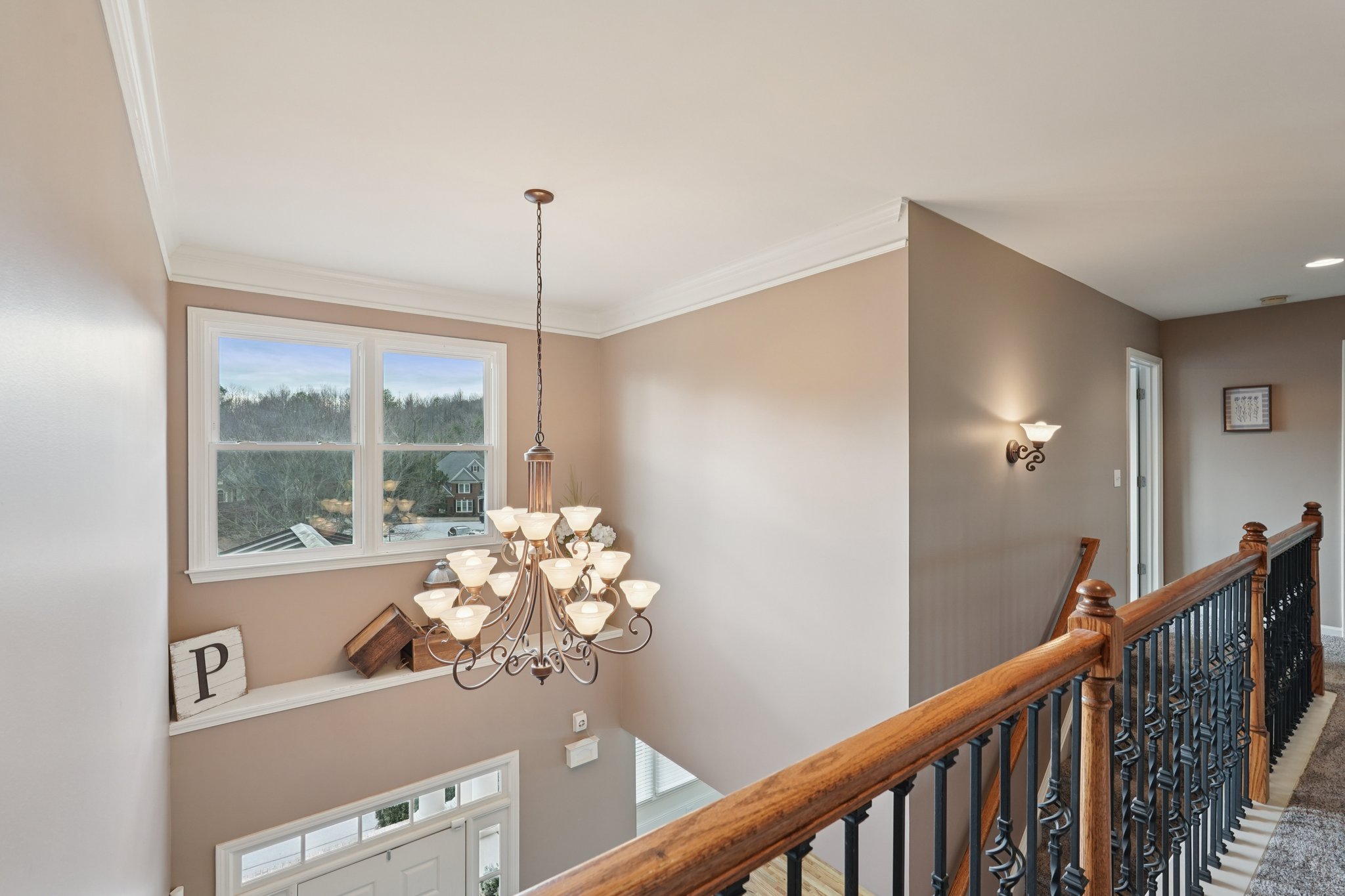 Highcrest Dr-S1801-068.jpg