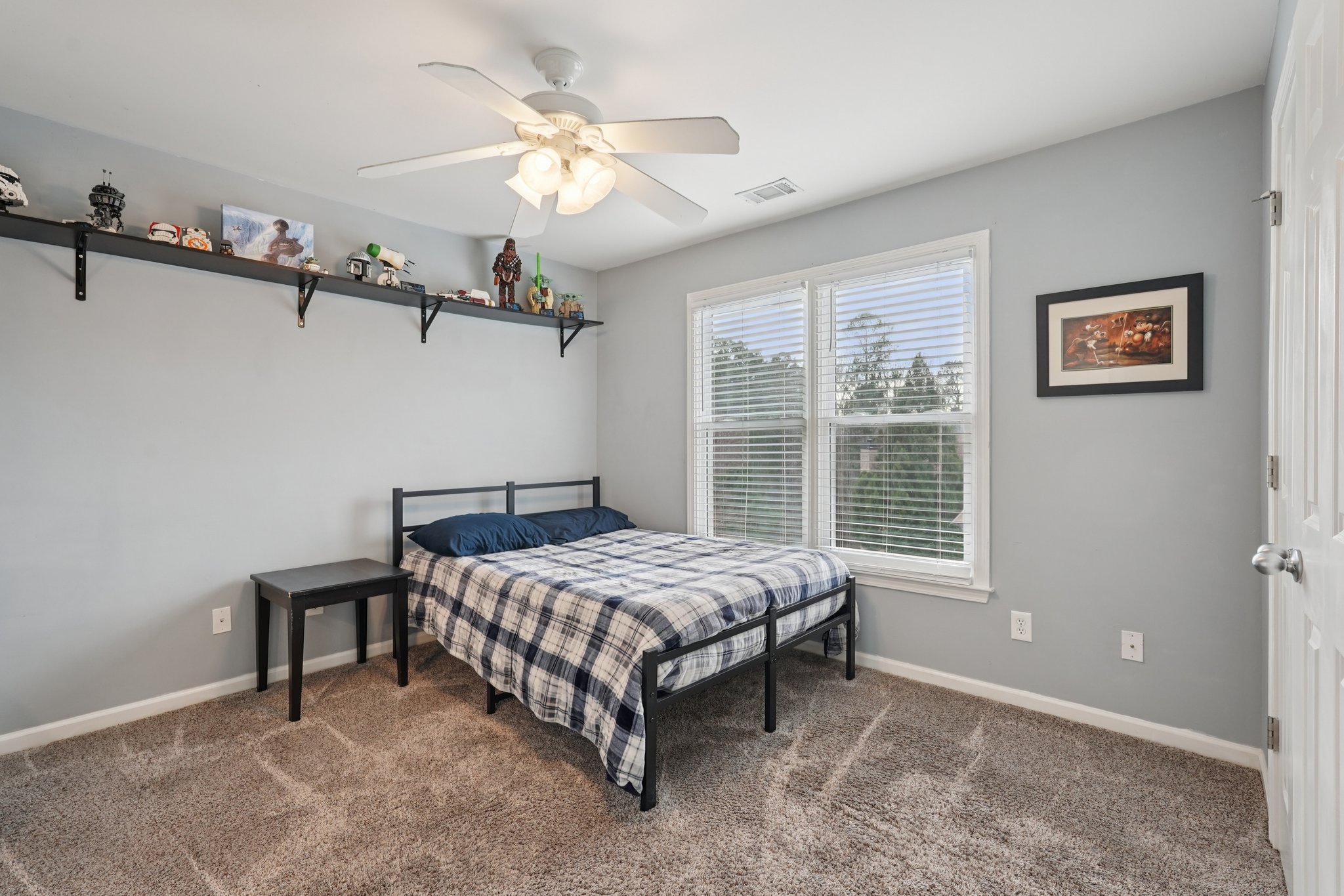 Highcrest Dr-S1801-069.jpg