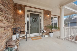 Highcrest Dr-S1801-006.jpg