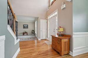 Highcrest Dr-S1801-009.jpg