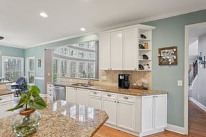 Highcrest Dr-S1801-023.jpg