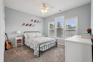 Highcrest Dr-S1801-051.jpg