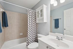 Highcrest Dr-S1801-053.jpg