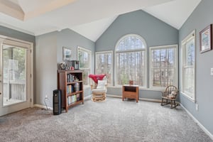 Highcrest Dr-S1801-057.jpg