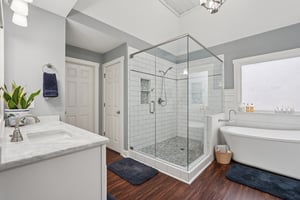 Highcrest Dr-S1801-060.jpg