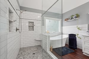 Highcrest Dr-S1801-065.jpg