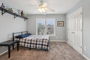 Highcrest Dr-S1801-070.jpg