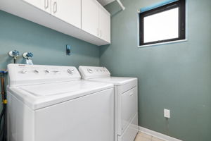 Laundry Room 1 of 1