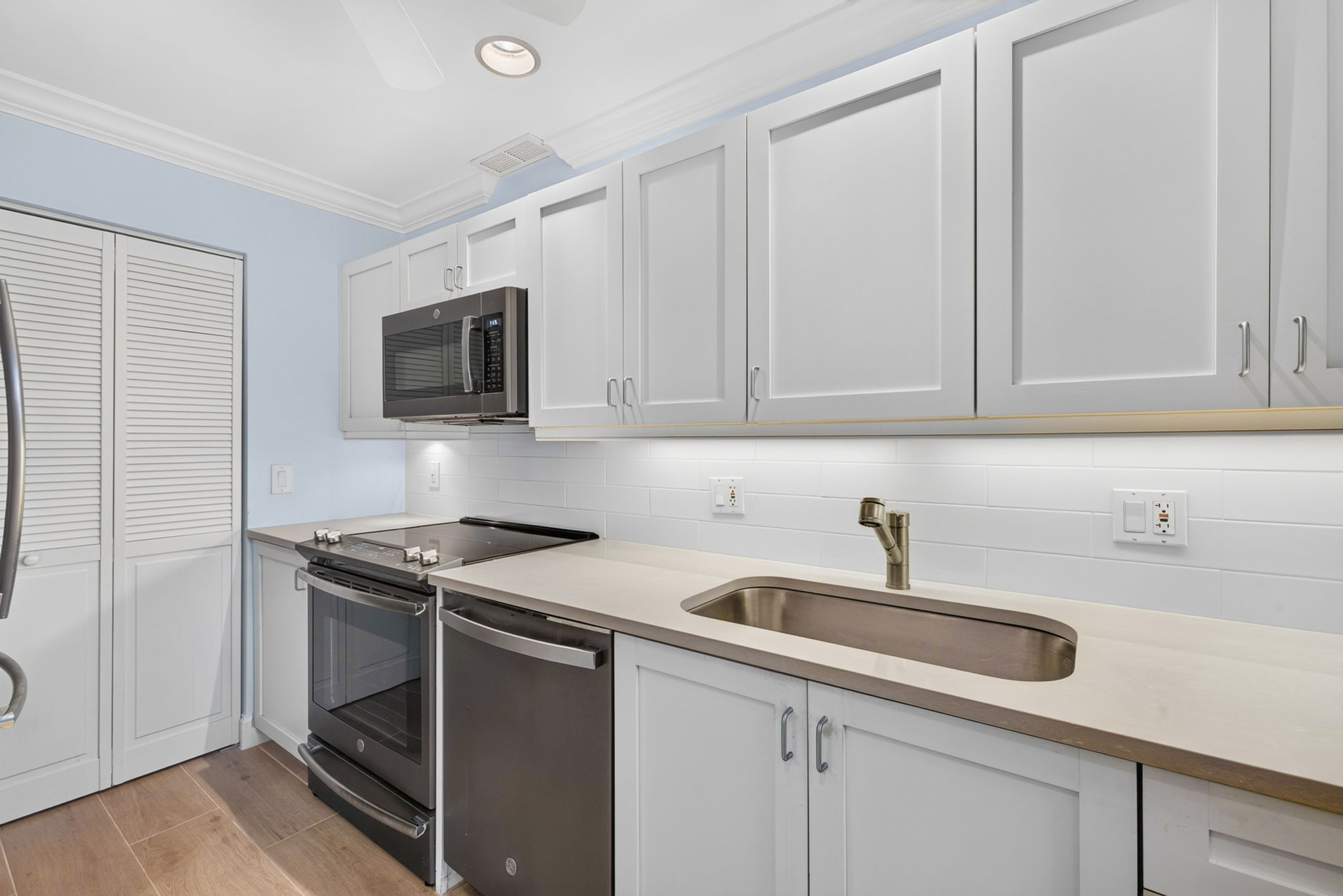 Kitchen 2