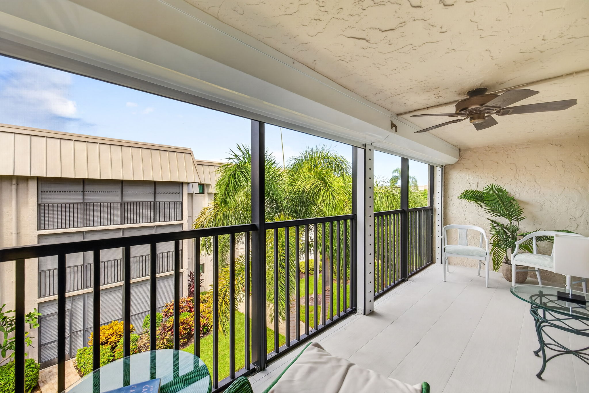 Garden View Lanai 1