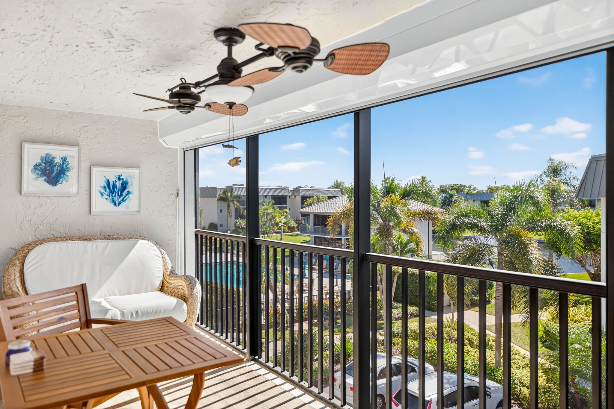 Lanai view of lake, pool & Clubhse