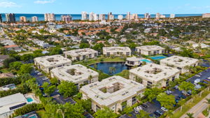 So near to Park Shore Beach