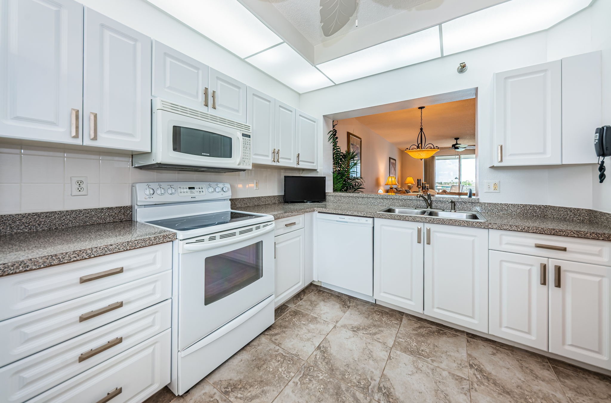 Kitchen1-4