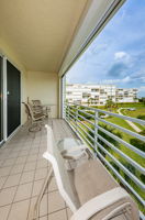 Living Room Balcony1c