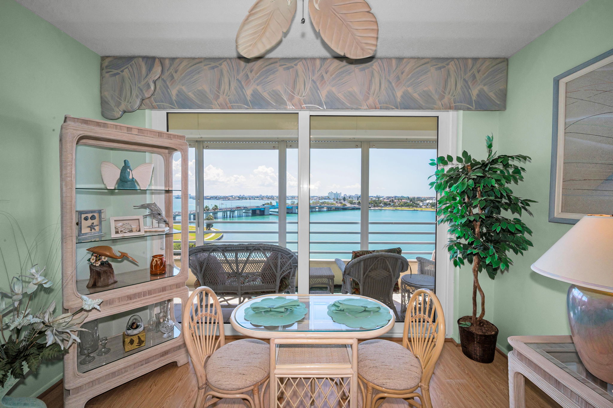 Living Room4