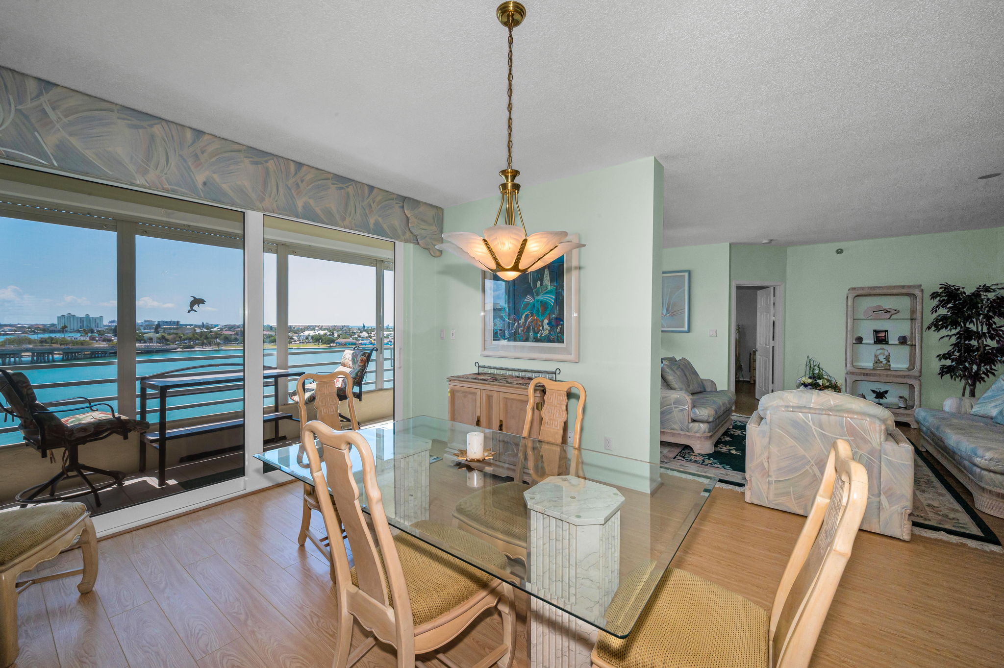 Dining Room2