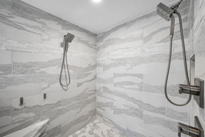 Primary Bathroom1b