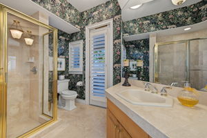 Bathroom4