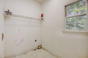 Wynfield Dr-020