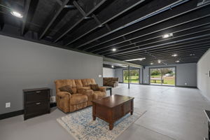 7887 Hamilton Scorpio Rd, Okeana (95)