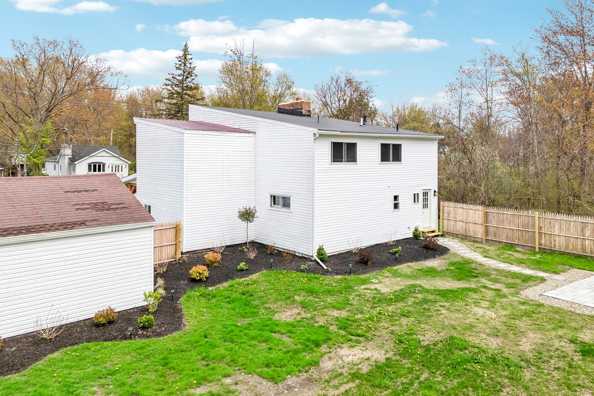 92r-Lake St-S0805-016