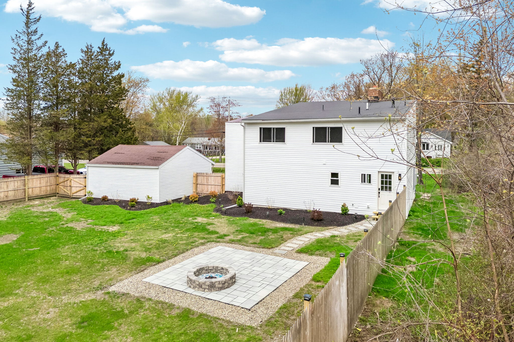 94r-Lake St-S0805-018