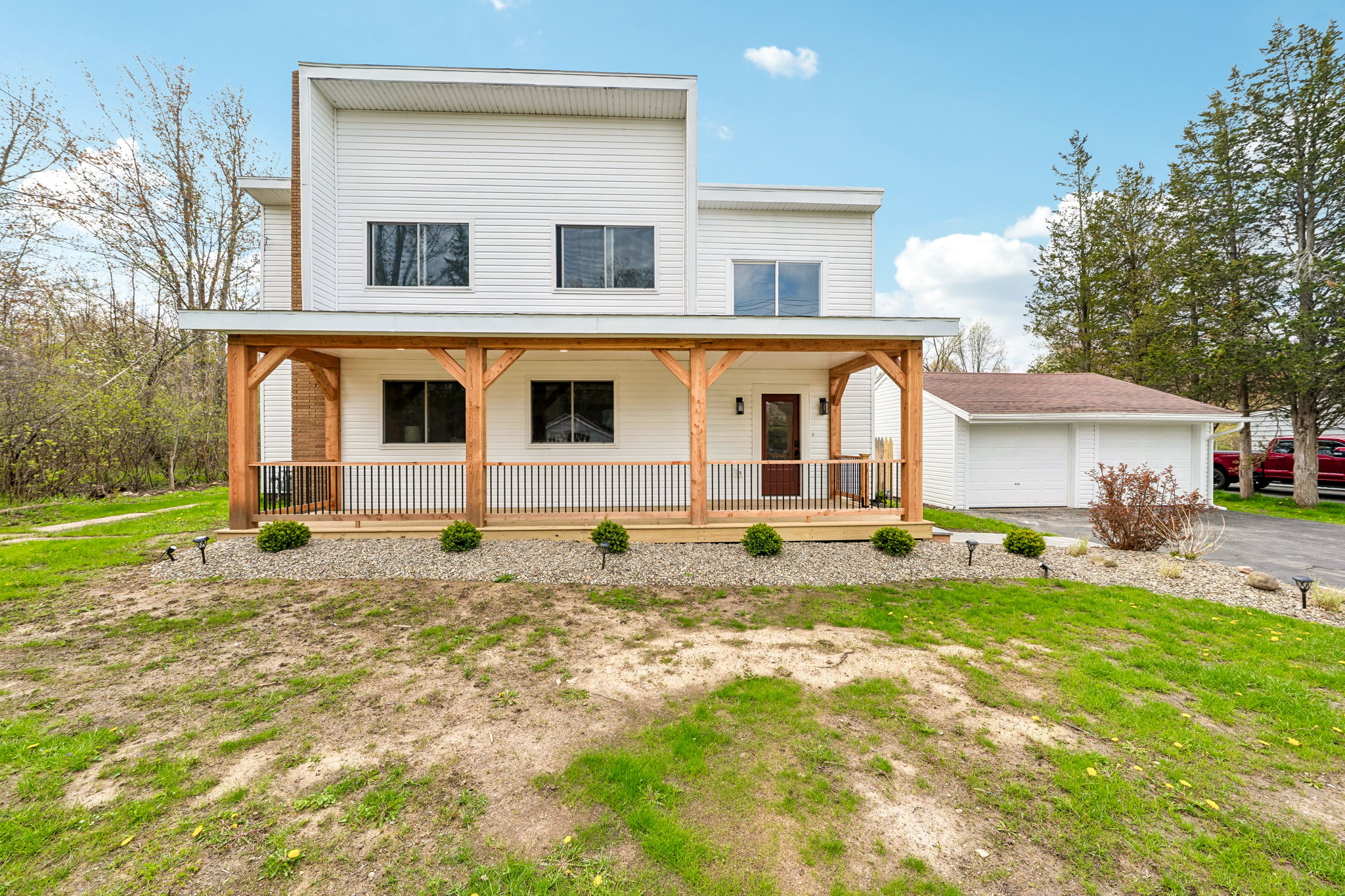 101r-789 Lake St-S0805-003