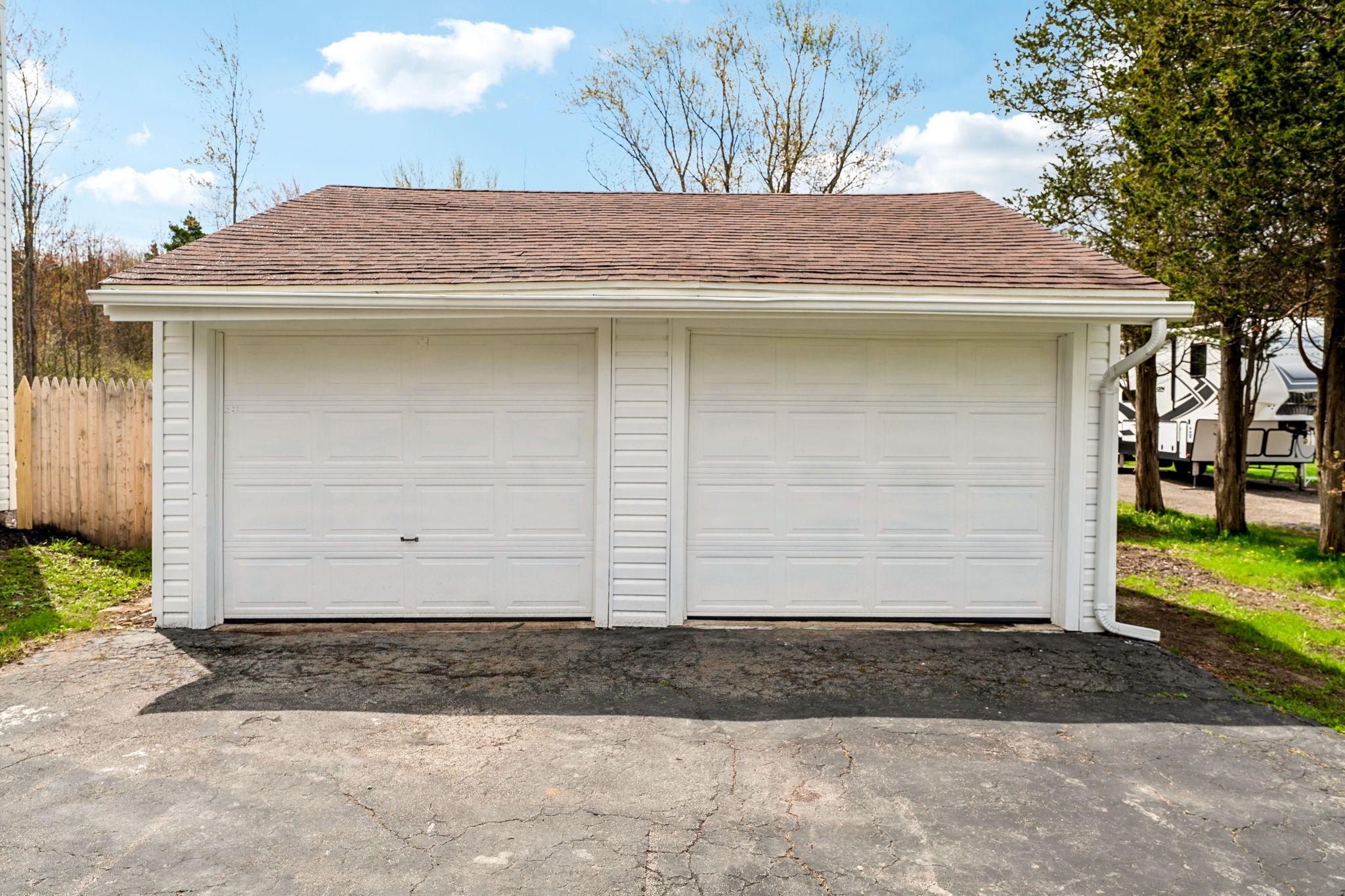 110r-789 Lake St-S0805-012
