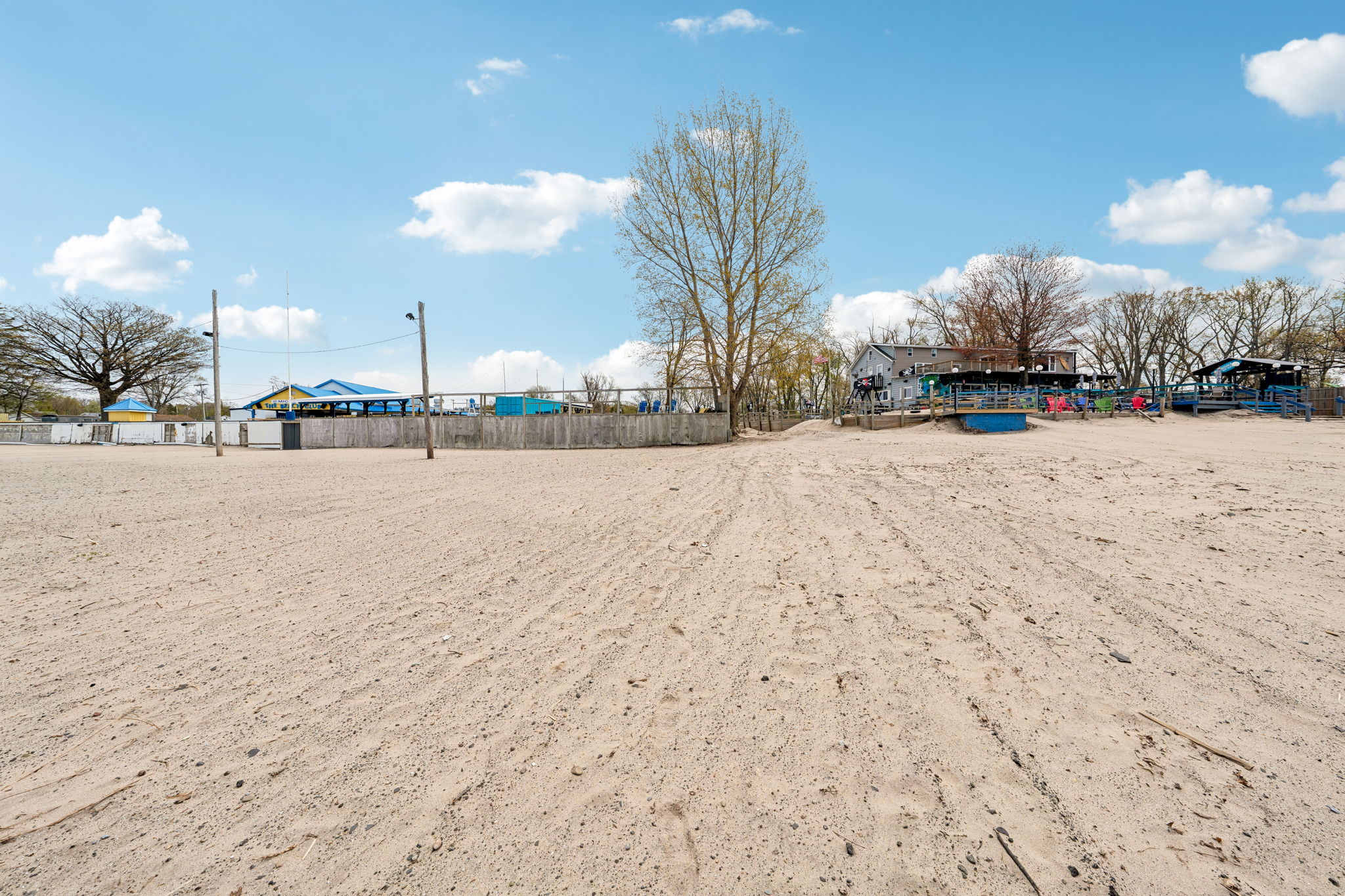 132r-789 Lake St-S0805-034