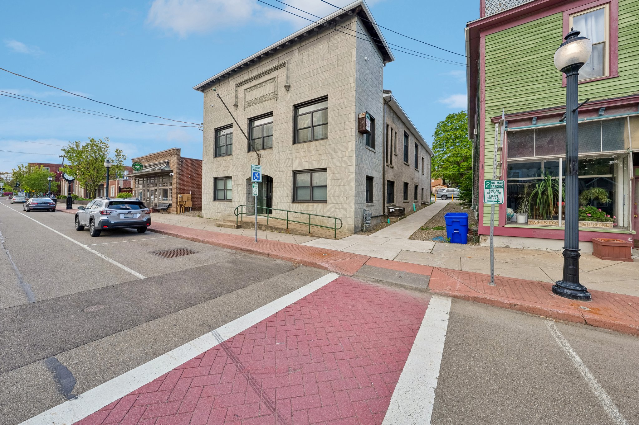 - 789 Lake St-1005-905.jpg