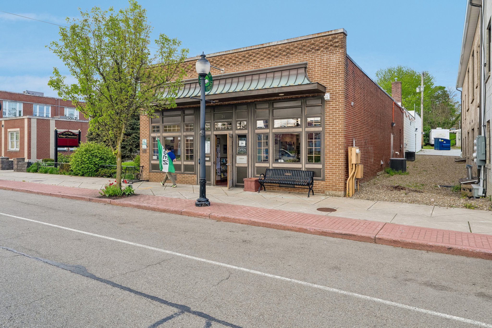 - 789 Lake St-1005-907.jpg