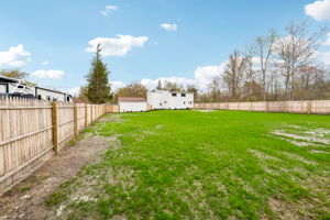 120r-789 Lake St-S0805-022
