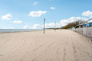 130r-789 Lake St-S0805-032