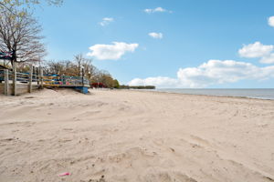 131r-789 Lake St-S0805-033