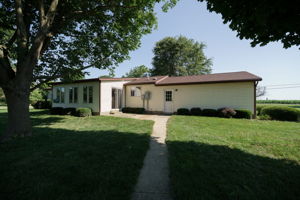  Photo 47
