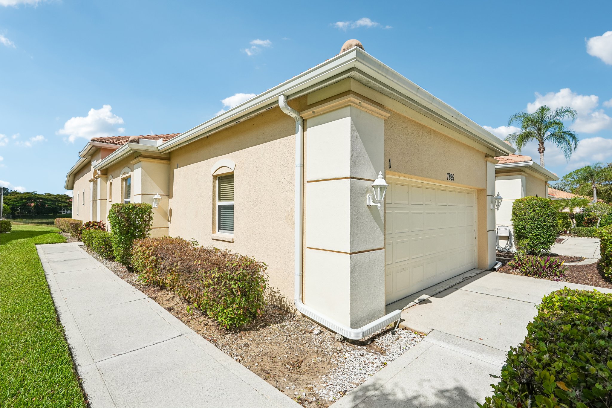 Sanctuary Cir 1-S1505-002.jpg