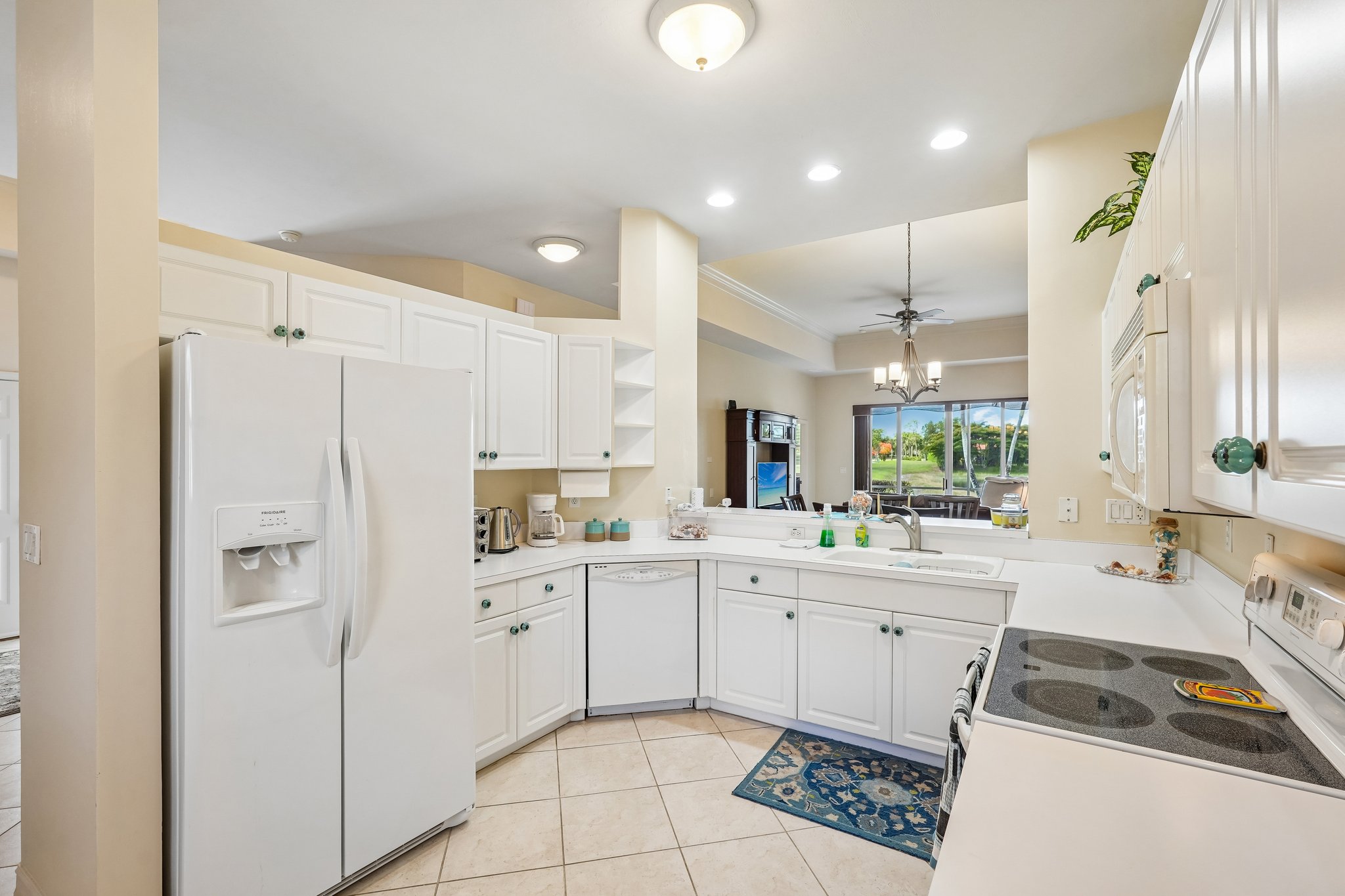 Sanctuary Cir 1-S1505-014.jpg
