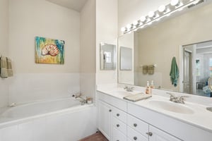 Sanctuary Cir 1-S1505-022.jpg