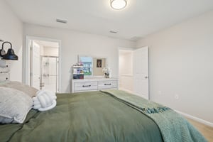 Merchants Way-L1708-020.jpg