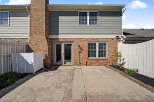  Photo 46