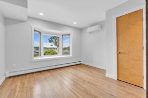 First floor bedroom with ensuite bath