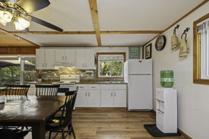  Photo 46