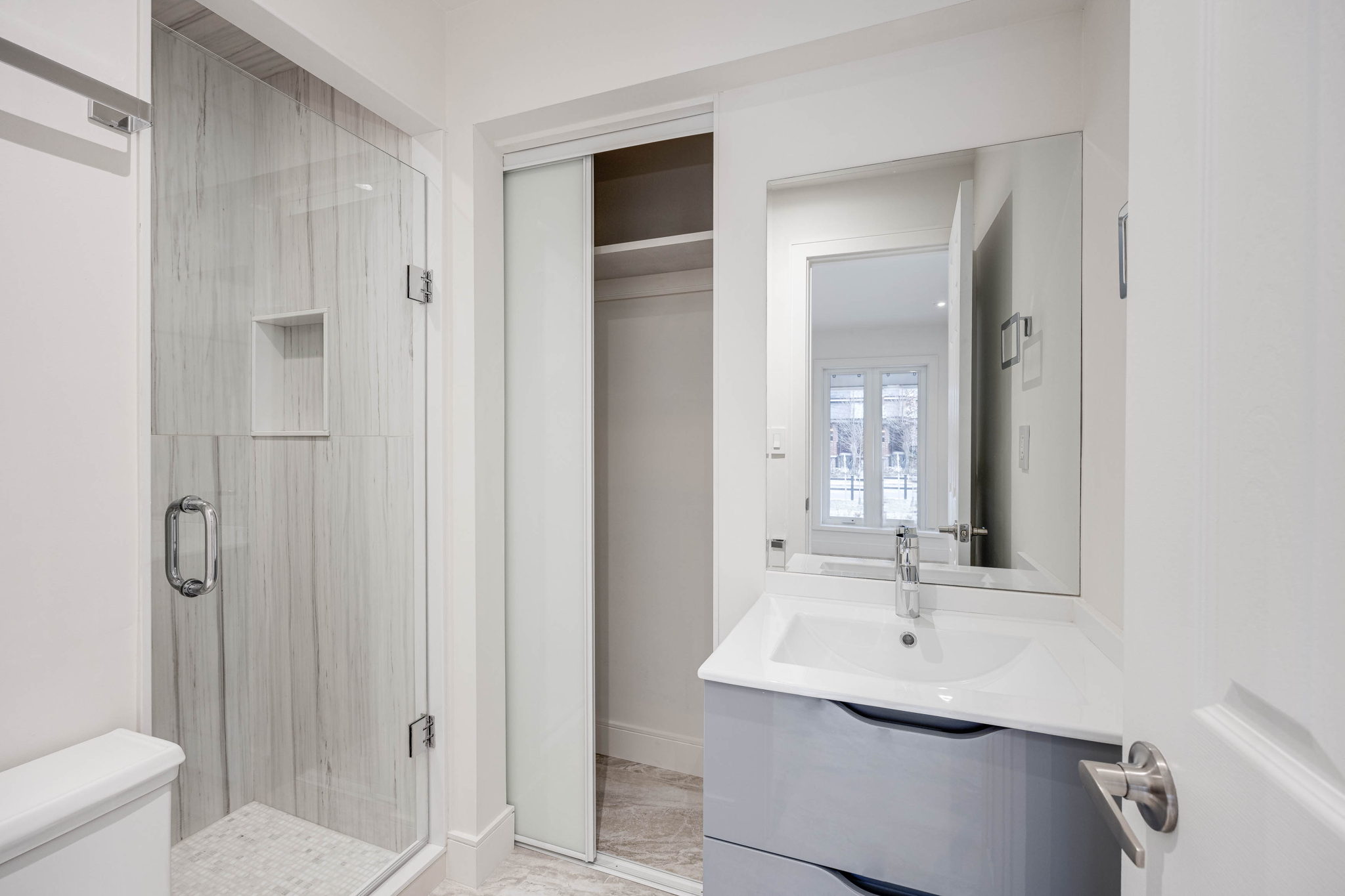 Toronto property showcase — delivered property photograph 15