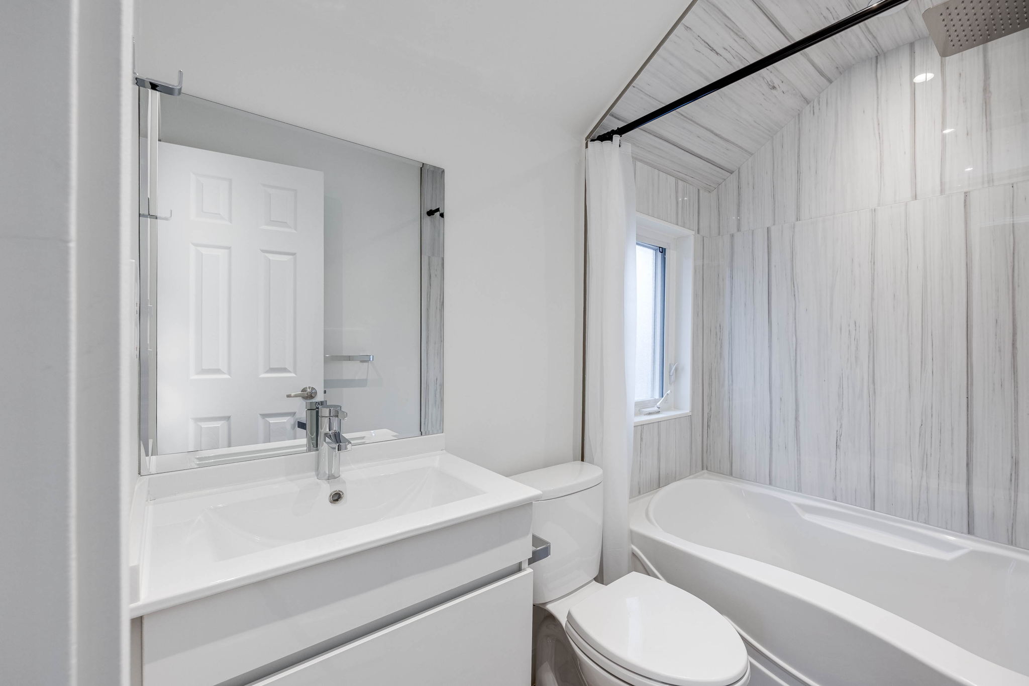 Toronto property showcase — delivered property photograph 23