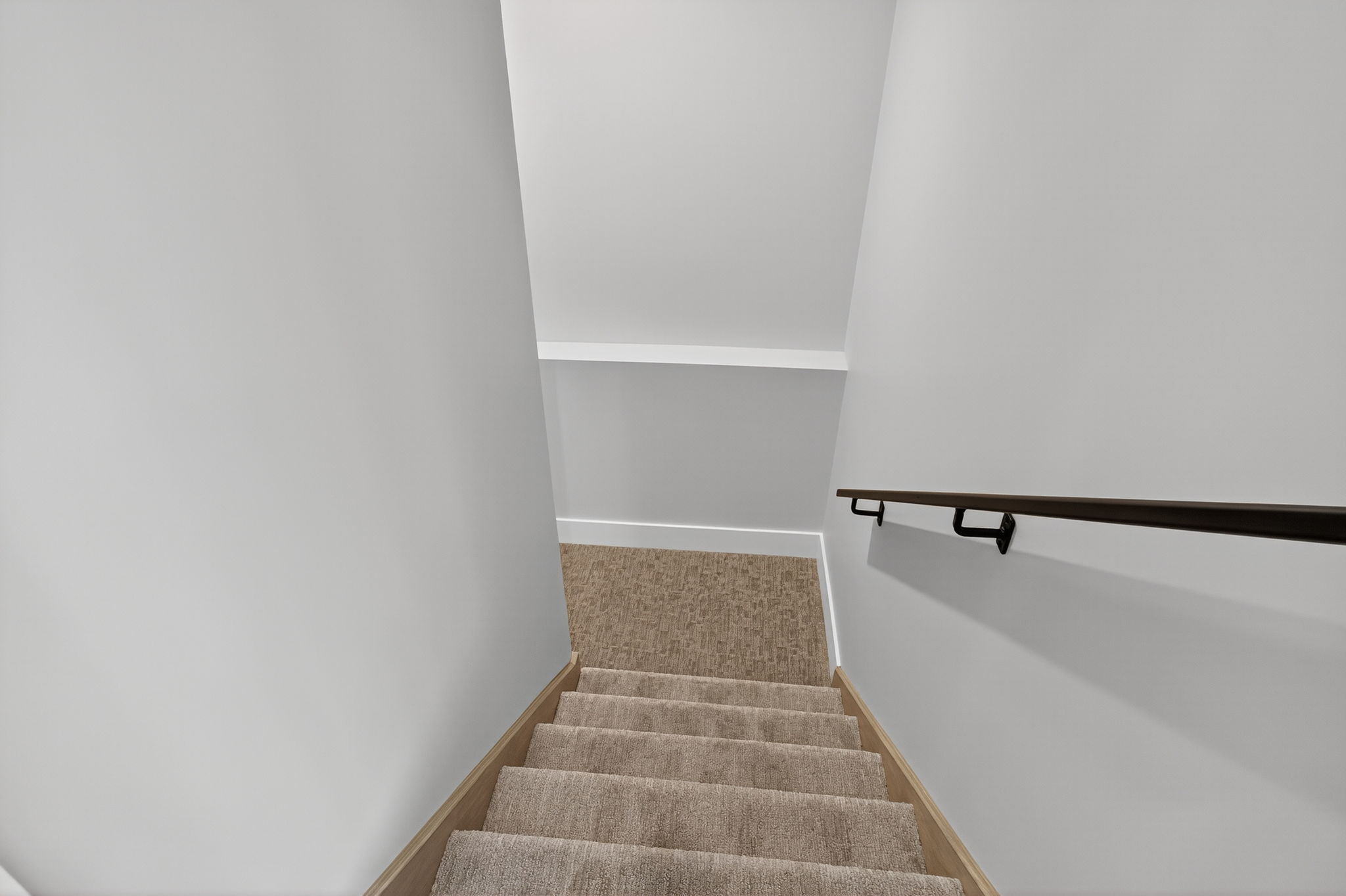  Photo 35