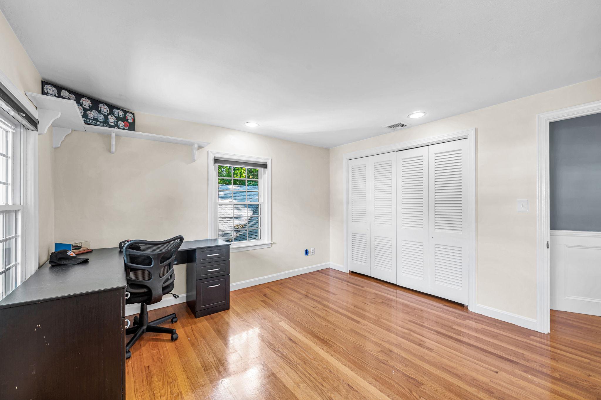  Photo 81