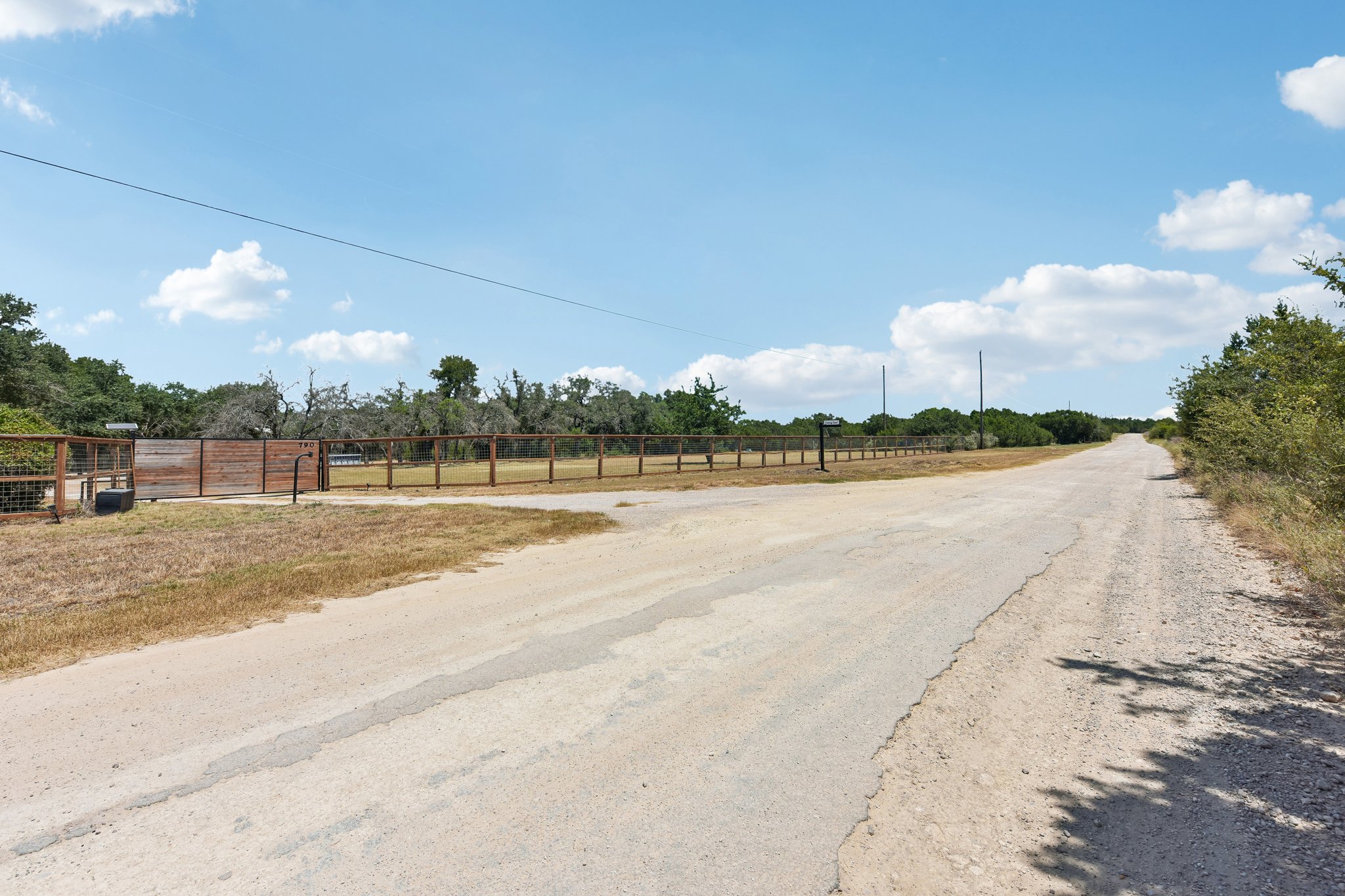 Private Road 905-S0808-005.jpg