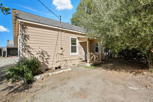  Photo 49
