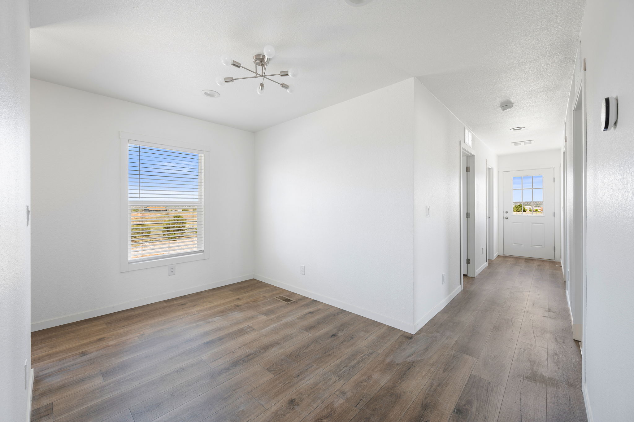 Dining Nook and Side Entry