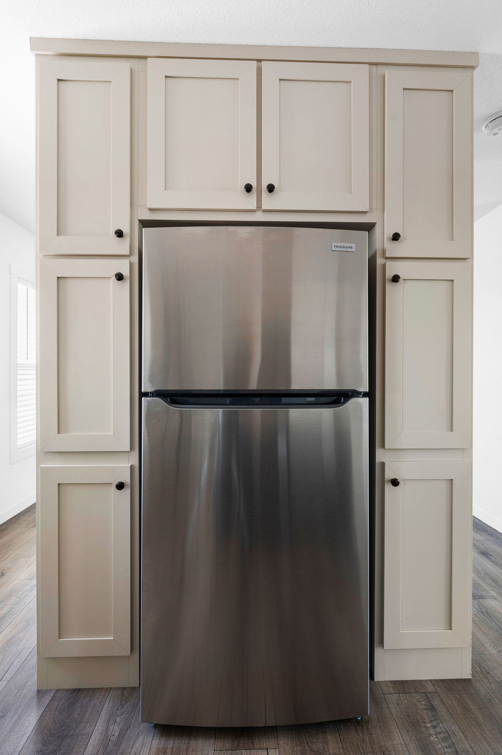 Refrigerator and Surrounding Cabinets